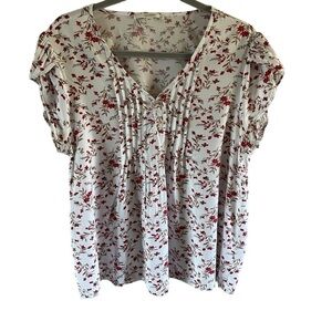 Fun2Fun floral cap sleeve blouse from Stitchfix size XXL runs small
